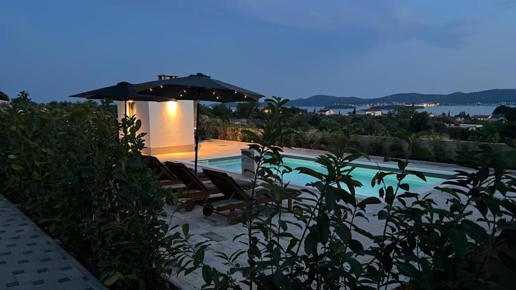 Dvj Apartments Biograd Na Moru Esterno foto