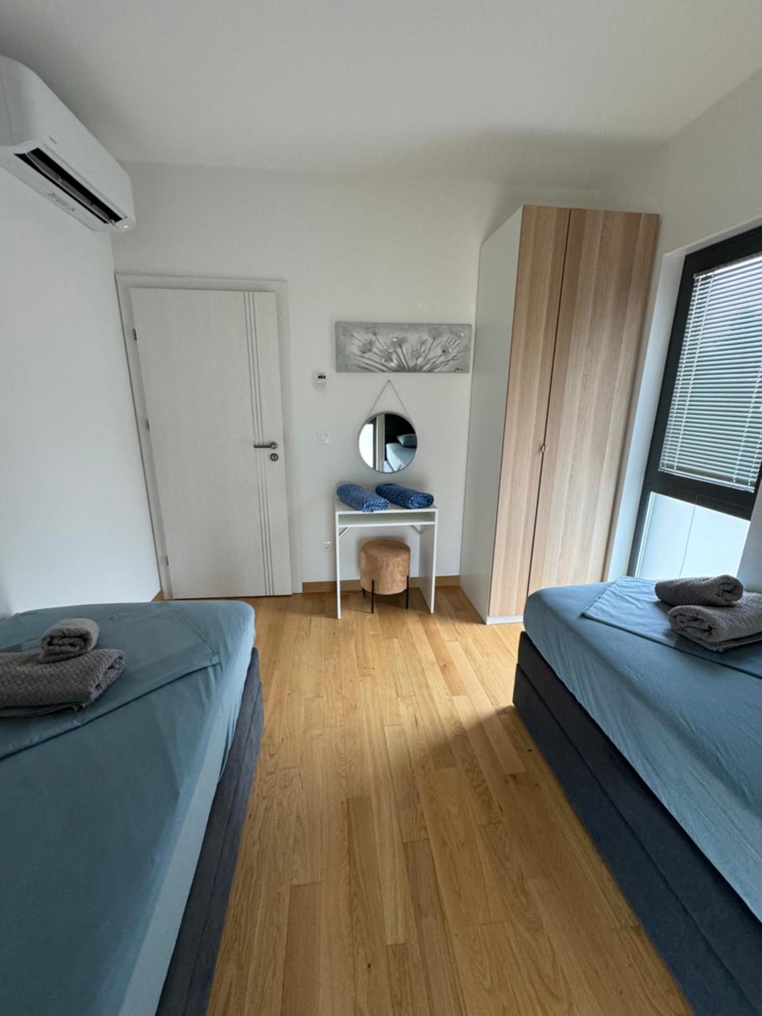 Dvj Apartments Biograd Na Moru Esterno foto